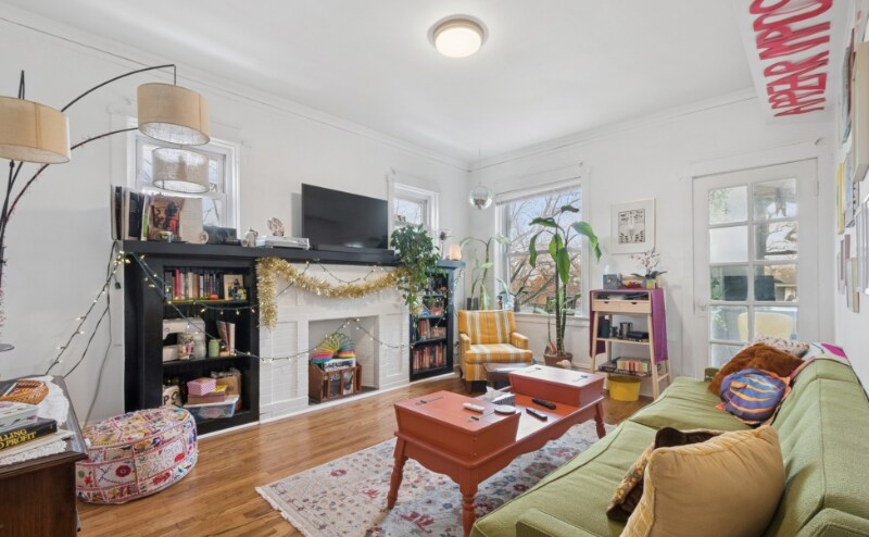 Primary Photo - 3023 W Wilson Ave