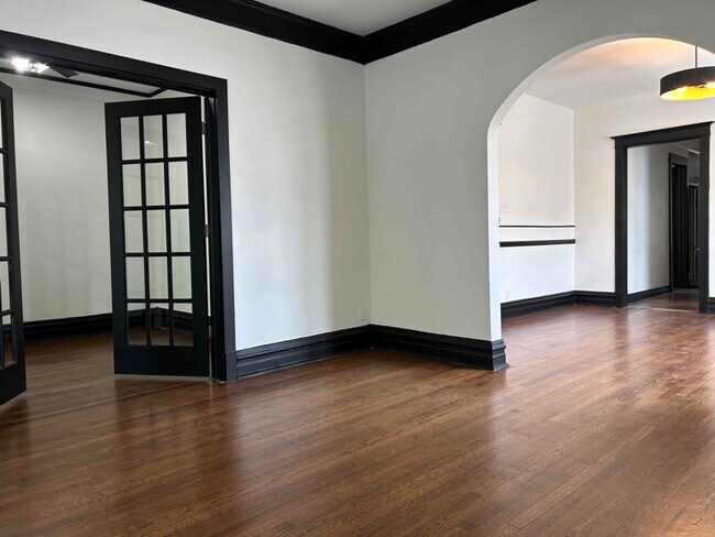 Foto del edificio - 3841 N Lawndale Ave