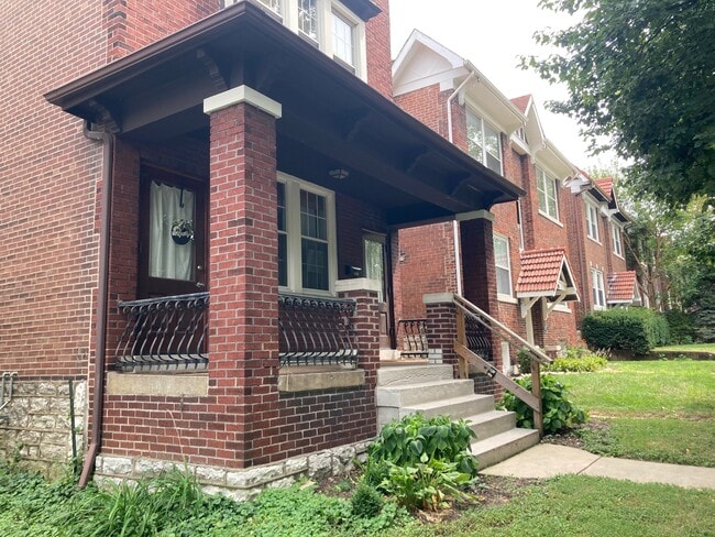 front porch - 1104 Louisville Ave