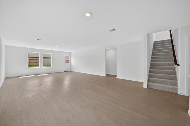 Building Photo - 29023 Grazing Plns Ln