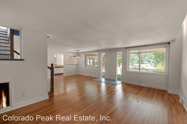 Building Photo - 3 br, 3 bath House - 17 Washington Ave
