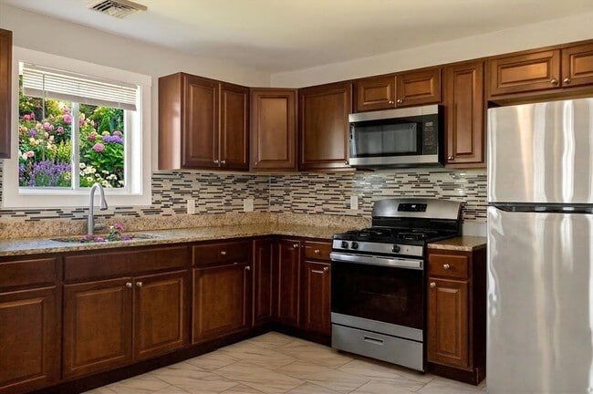 Foto del edificio - 247 Pilgrim Ave