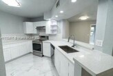 Primary Photo - 975 N Franklin Ave