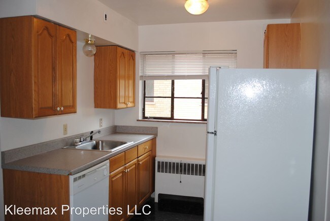 Building Photo - 3642 Edwards Rd