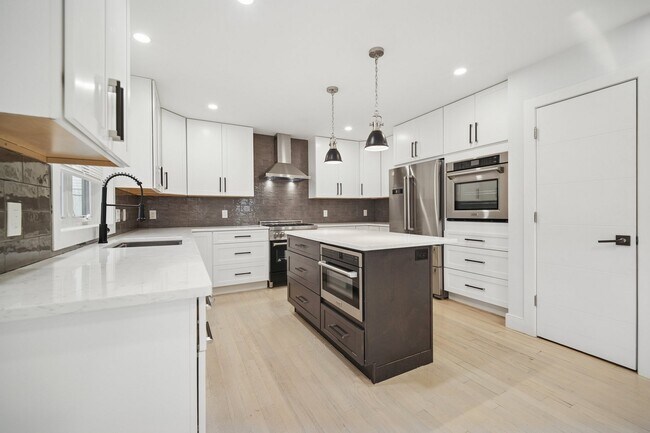 Foto del edificio - 134 Hillside Ave