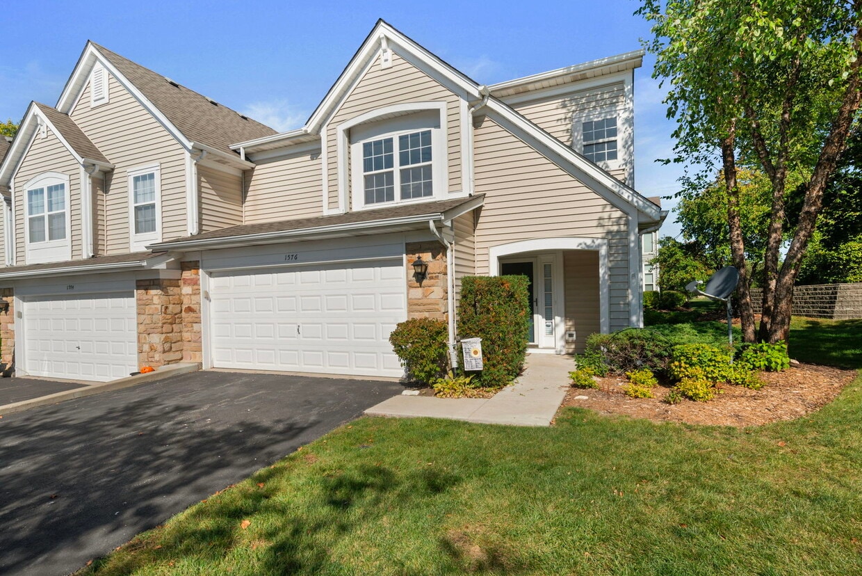 Primary Photo - 1576 E Citadel Ct
