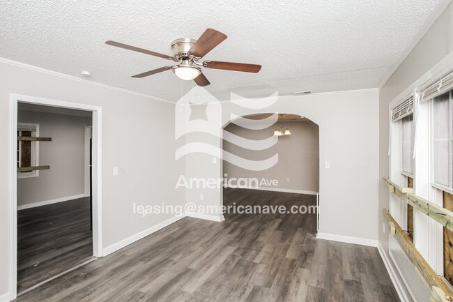 Foto del edificio - 4017 Tavineer Dr