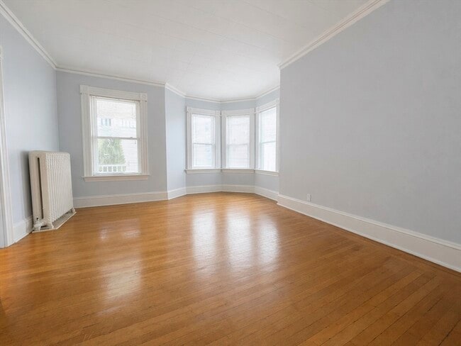 Building Photo - 7 Judson St