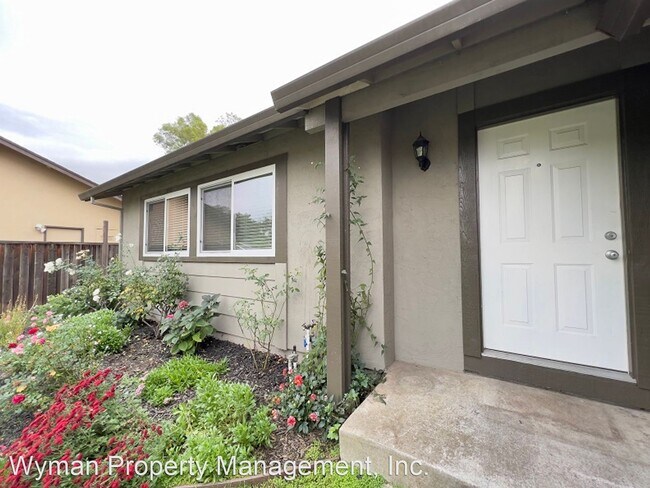 Building Photo - 4 br, 2 bath House - 1069 Kansas Street