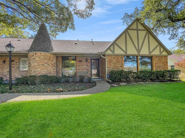 Foto del edificio - 7608 Meadow Oaks Dr