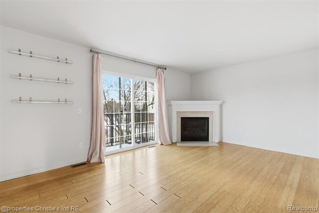 Foto del edificio - 1050 18th St