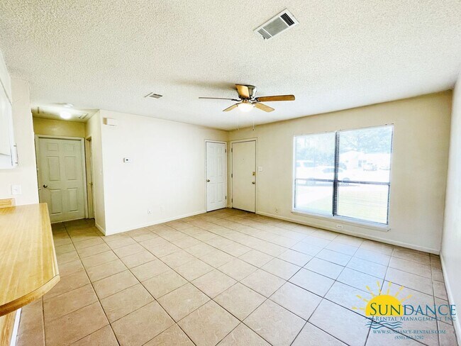 Foto del edificio - Beautiful 2 Bedroom Home in Fort Walton Beach!