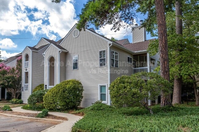 Building Photo - 6020 Winterpointe Ln