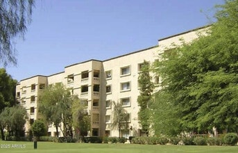 Building Photo - 7920 E Camelback Rd