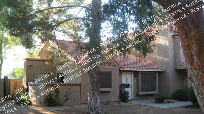 Building Photo - 3491 N Arizona Ave