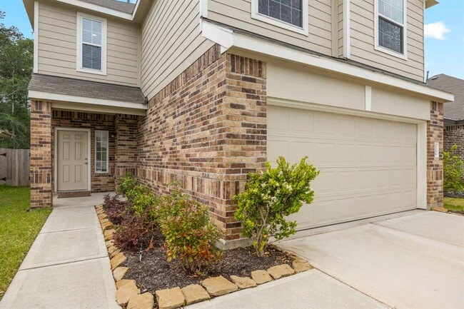 Building Photo - 2256 Raider Dr