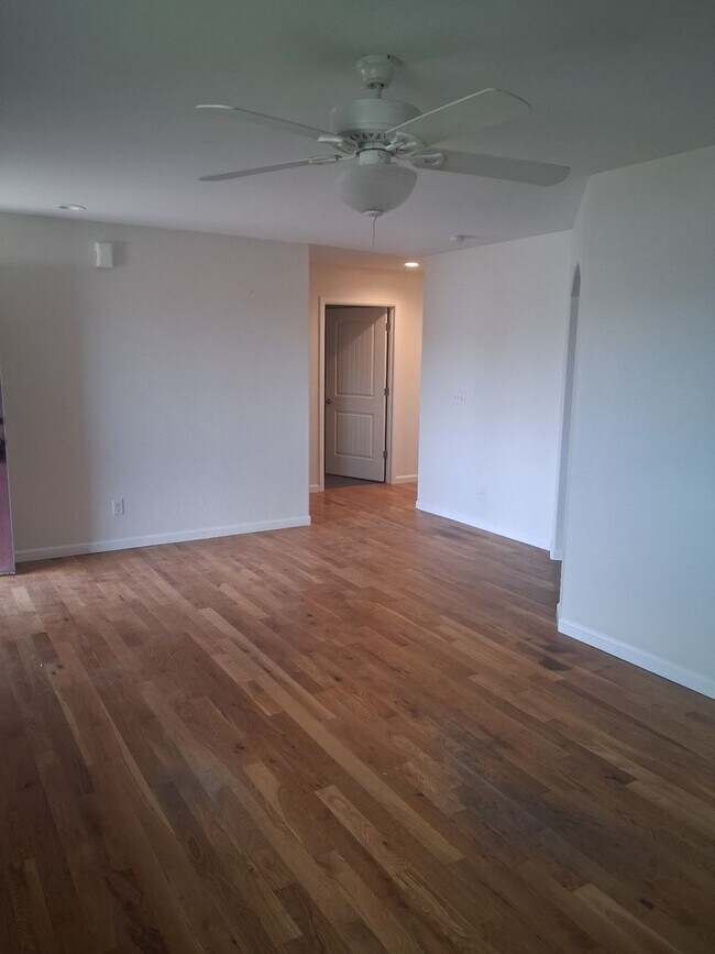 Foto del edificio - 2333 W 19th St