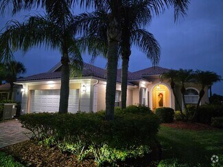 Building Photo - 11355 SW Rockingham Dr