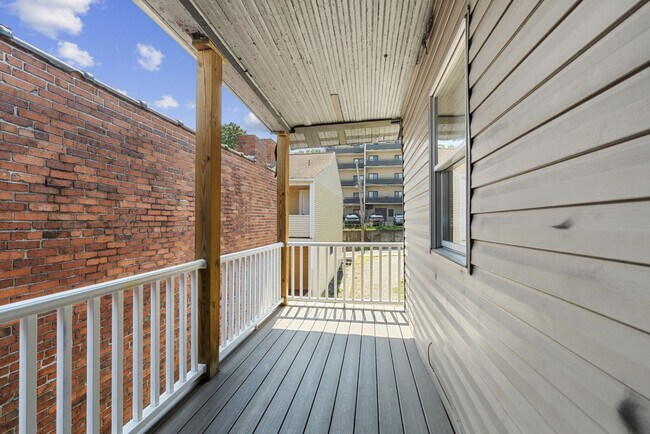 Foto del edificio - 3208 Dobson St