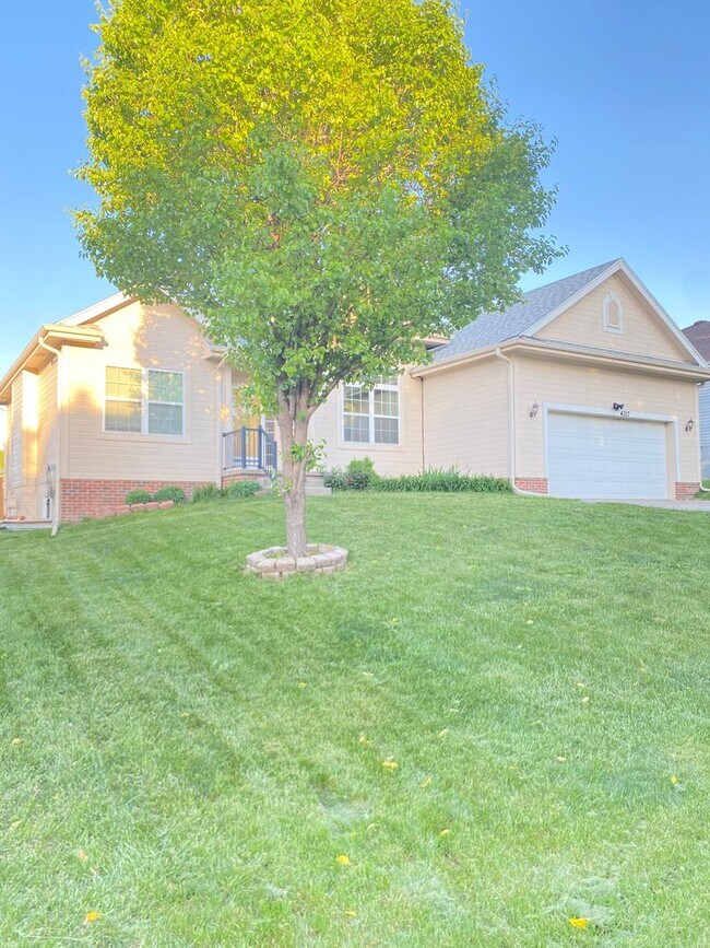 Building Photo - 4017 N 156th Ave