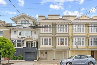 Building Photo - 164 15th Ave