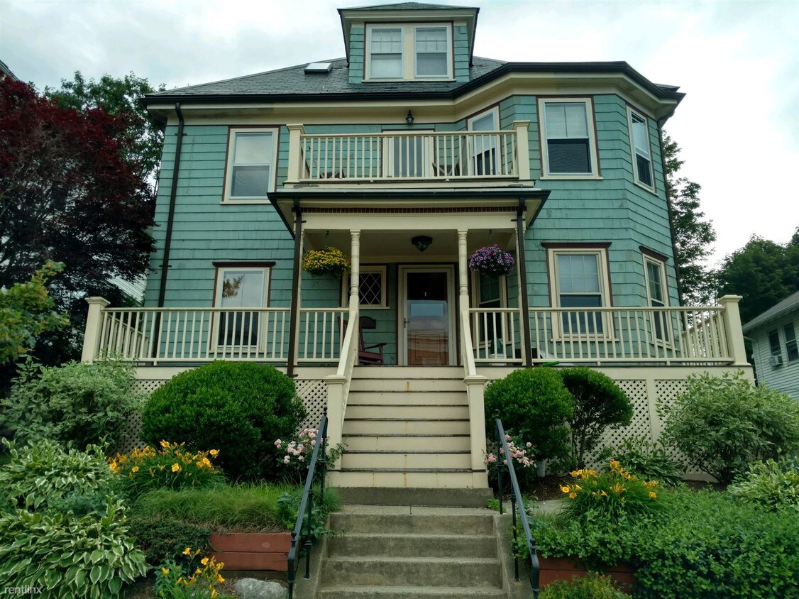 25 Montvale St, Roslindale, MA 02131 Condo for Rent in Roslindale, MA