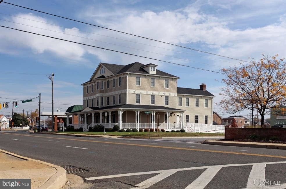 303 Charles St Unit 2S, La Plata, MD 20646 Condo for Rent in La Plata