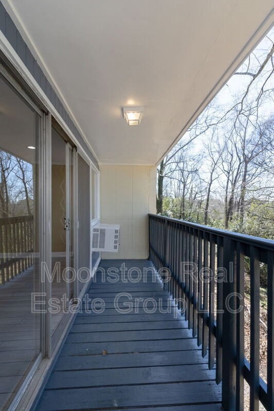 Building Photo - 39 Ticknor Dr