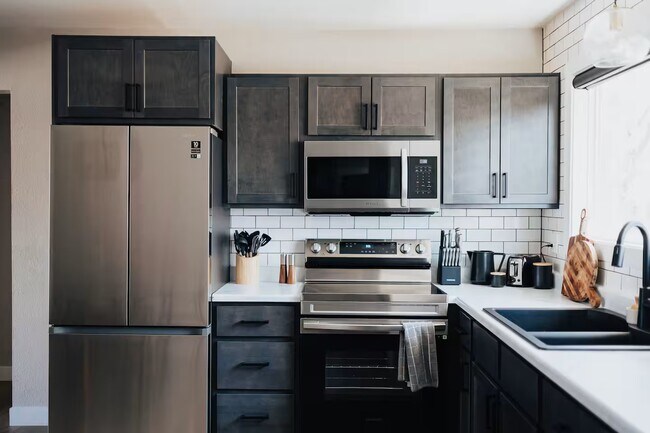 Foto del edificio - 2601 W 13th St