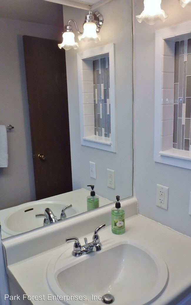 Foto del edificio - 3 br, 2 bath House - 1606 Blue Course Drive