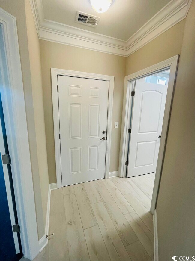 Foto del edificio - 165 Ella Kinley Cir