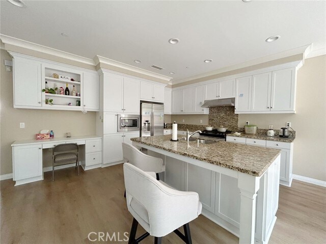 Building Photo - 59 Coleridge