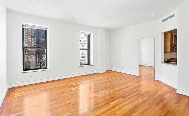 Building Photo - 154 W 70th St