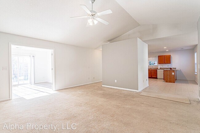 Foto del edificio - 3 br, 2 bath House - 4 Landing Ln
