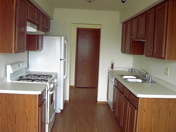 Foto del edificio - 2008 MacArthur Rd