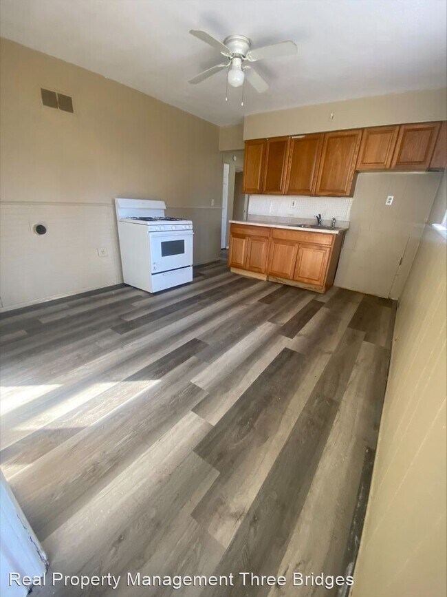 Foto del edificio - 3 br, 1 bath House - 9871 Lorna Lane