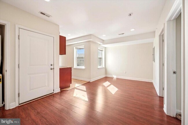 Building Photo - 1421 N 18th St
