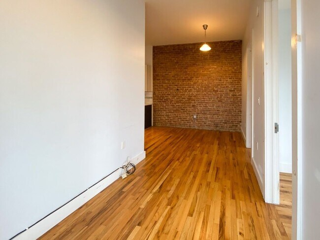 Building Photo - 90 Thomas S Boyland St