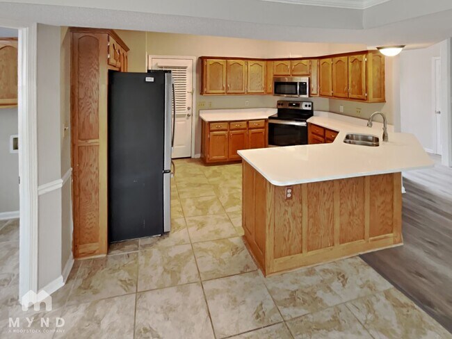 Foto del edificio - 9437 Bryant Trent Blvd