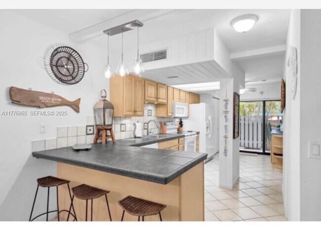 Foto del edificio - 87200 Overseas Hwy