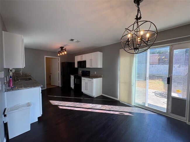 Foto del edificio - 8932 Southwick Dr