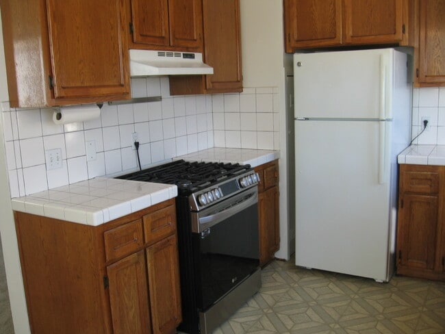 New LG stove - 3441 Beethoven St