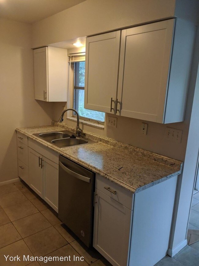 Foto del edificio - 2 br, 2 bath House - 7215 Manatee Street