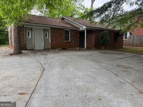 Building Photo - 7055 Swift St