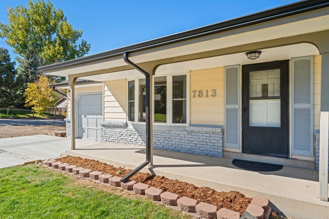 Foto del edificio - 7813 Webster Way