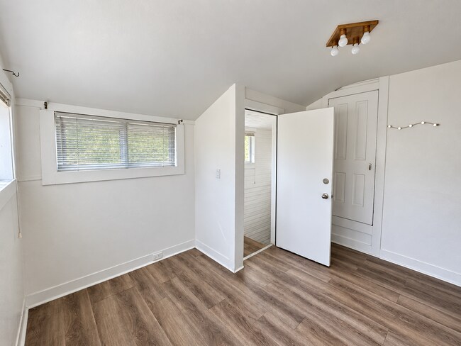 Building Photo - 224 S 900 E