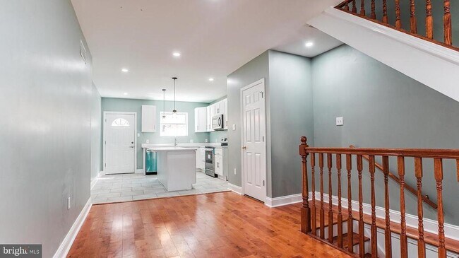 Foto del edificio - 1753 N Croskey St