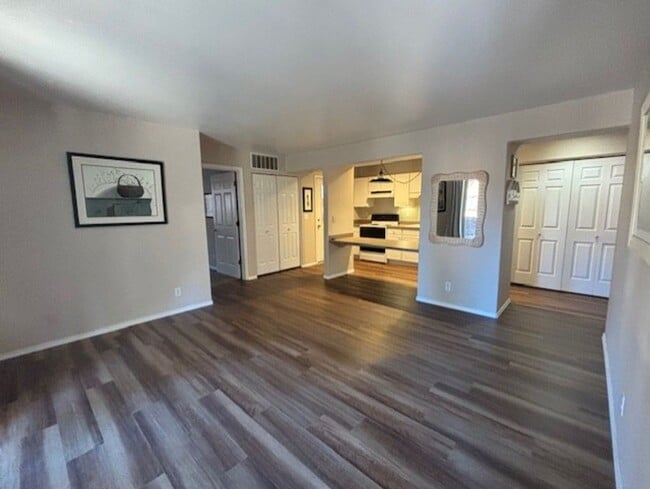 Building Photo - Lower Level Sunriver Condominium Unit - Po...