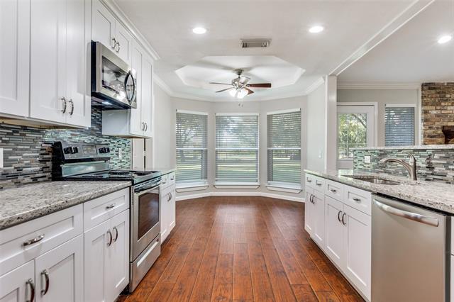 Foto del edificio - 5404 Elisa Ln