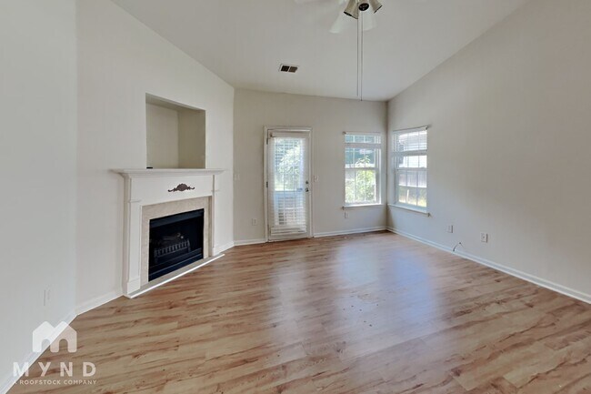 Foto del edificio - 1297 Winwood Dr